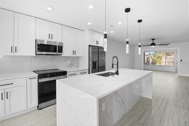 7200 ULMERTON ROAD C3, Largo, FL 33771