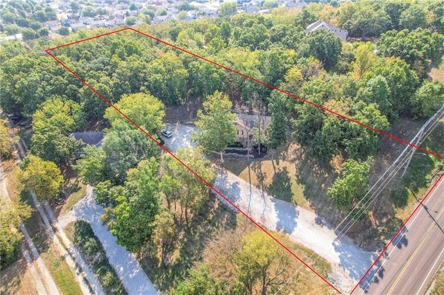 401 S Minter Road, Grain Valley, MO 64029