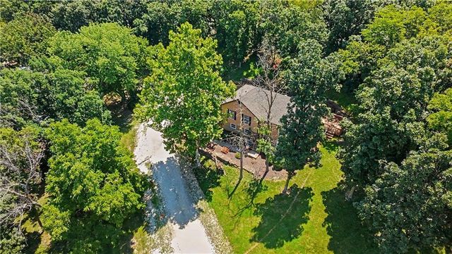 401 S Minter Road, Grain Valley, MO 64029