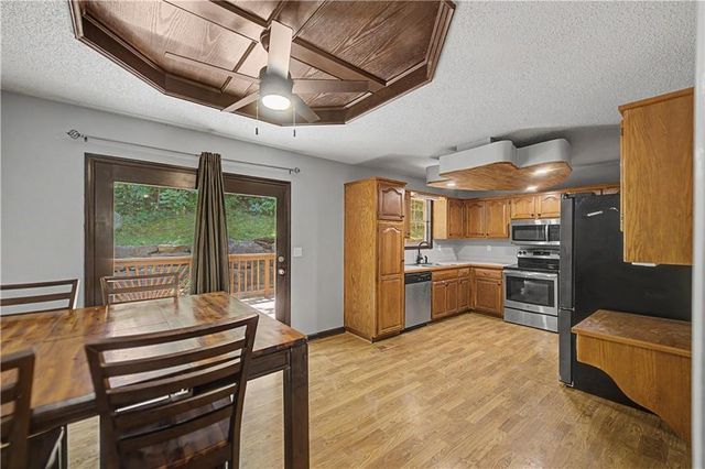 401 S Minter Road, Grain Valley, MO 64029