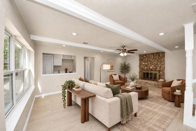 13710 Whitchurch Way, Houston, TX 77015