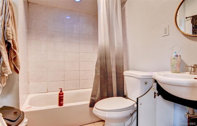 114 W Parmenter Street, Newburgh, NY 12550