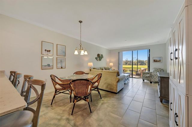 17902 GAWTHROP DRIVE 104, Bradenton, FL 34211