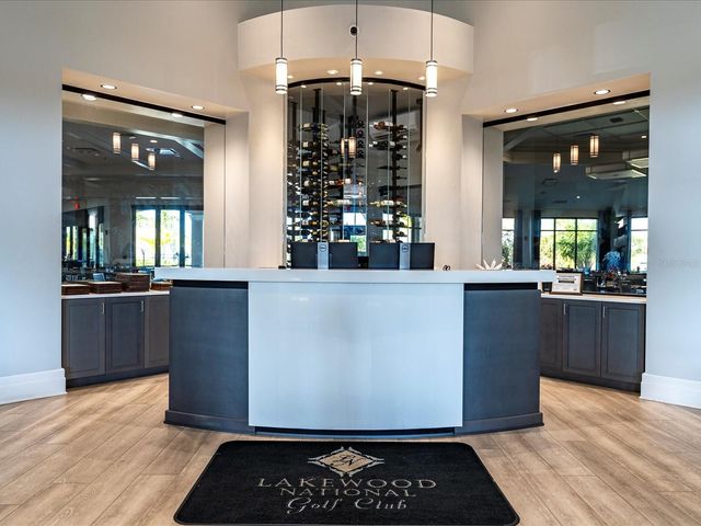 17902 GAWTHROP DRIVE 104, Bradenton, FL 34211