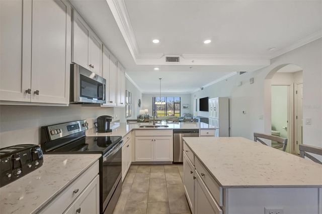 17902 GAWTHROP DRIVE 104, Bradenton, FL 34211