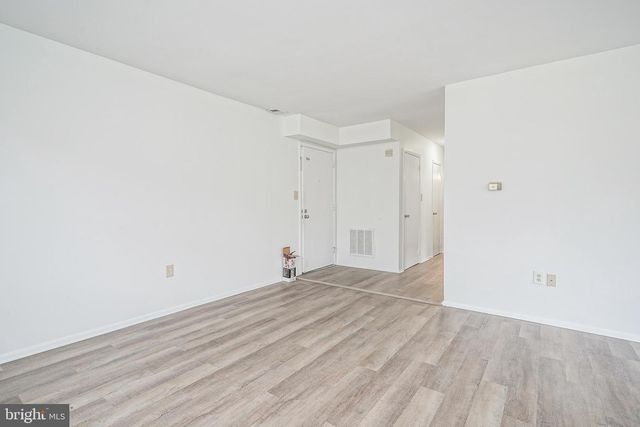 10--3 FLORENCE TOLLGATE PL, Burlington, NJ 08016