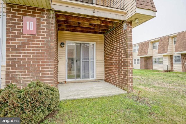 10--3 FLORENCE TOLLGATE PL, Burlington, NJ 08016