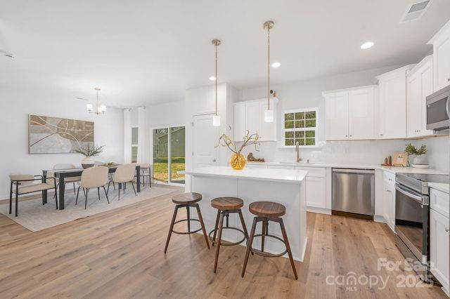 1411 Summerville Road, Charlotte, NC 28214