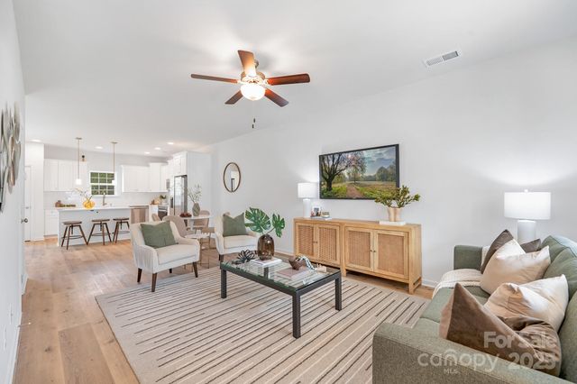 1411 Summerville Road, Charlotte, NC 28214