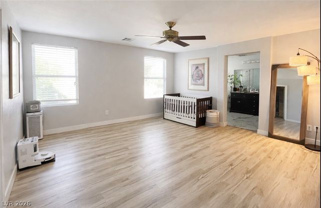 5815 Field Breeze Street, Las Vegas, NV 89148