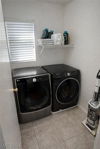 5815 Field Breeze Street, Las Vegas, NV 89148