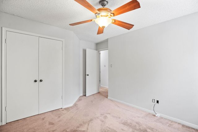 22 S Rain Forest Court, The Woodlands, TX 77380