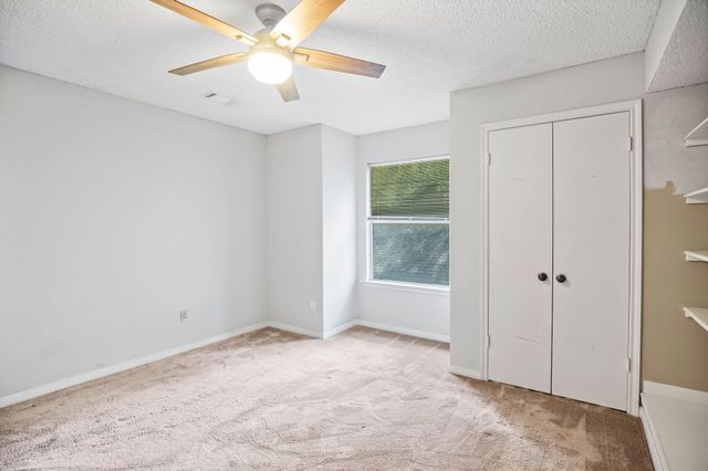 22 S Rain Forest Court, The Woodlands, TX 77380