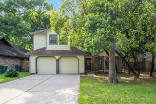 22 S Rain Forest Court, The Woodlands, TX 77380