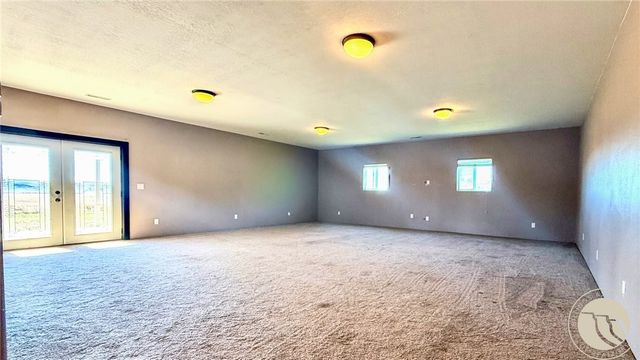 121 W Southern Avenue, Plentywood, MT 59254