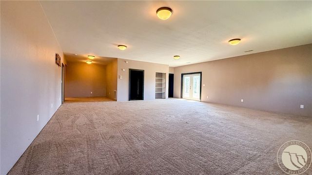 121 W Southern Avenue, Plentywood, MT 59254
