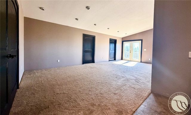 121 W Southern Avenue, Plentywood, MT 59254