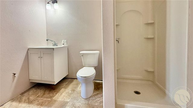 121 W Southern Avenue, Plentywood, MT 59254