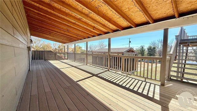 121 W Southern Avenue, Plentywood, MT 59254