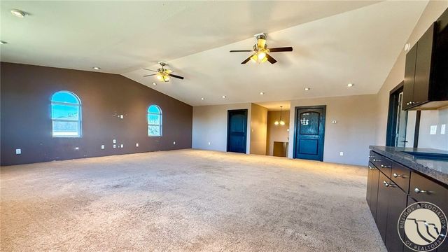121 W Southern Avenue, Plentywood, MT 59254