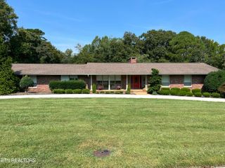 2317 Craig Cove Rd, Knoxville, TN 37919