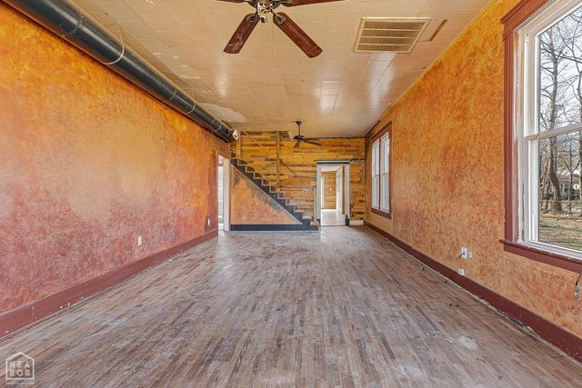 735 W Oak Avenue, Jonesboro, AR 72401