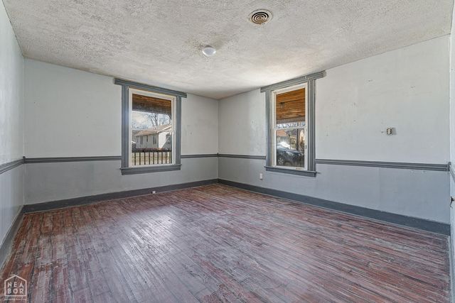 735 W Oak Avenue, Jonesboro, AR 72401