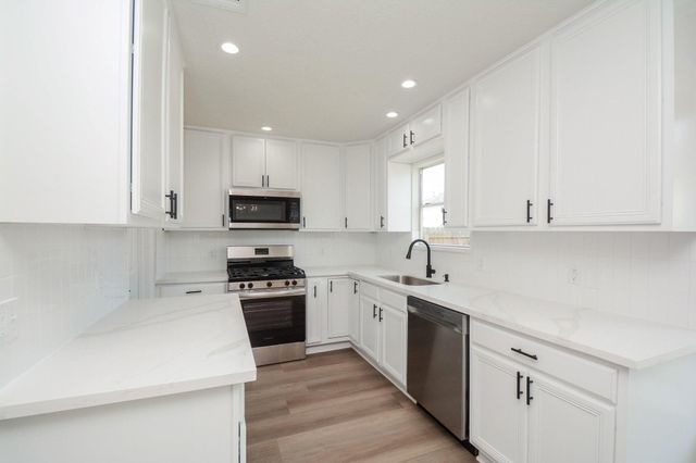 1908 Hickory Glen Drive, Missouri City, TX 77489