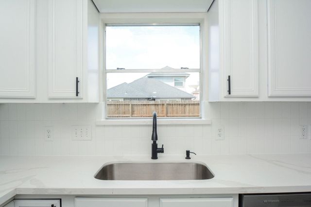 1908 Hickory Glen Drive, Missouri City, TX 77489