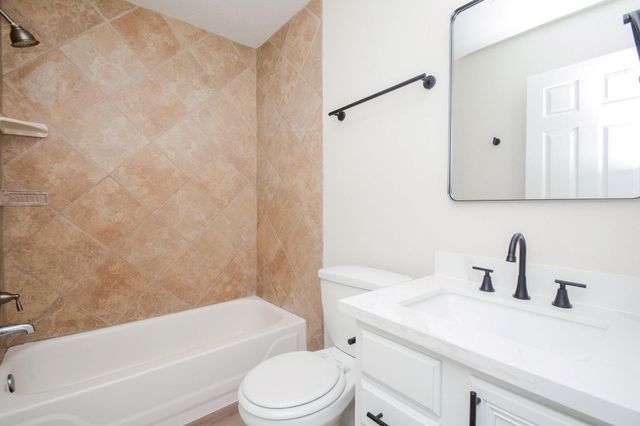 1908 Hickory Glen Drive, Missouri City, TX 77489