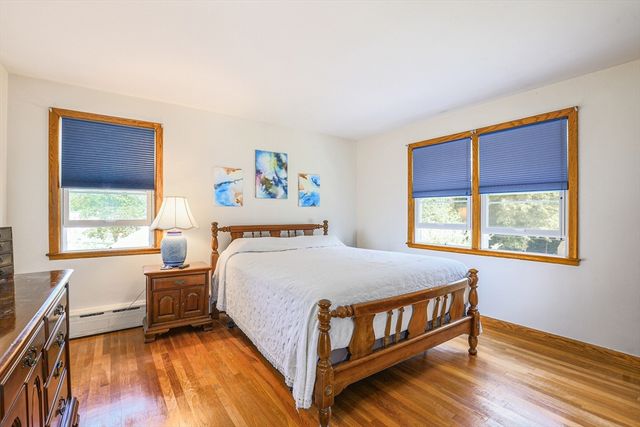15 Norman Place, Leominster, MA 01453