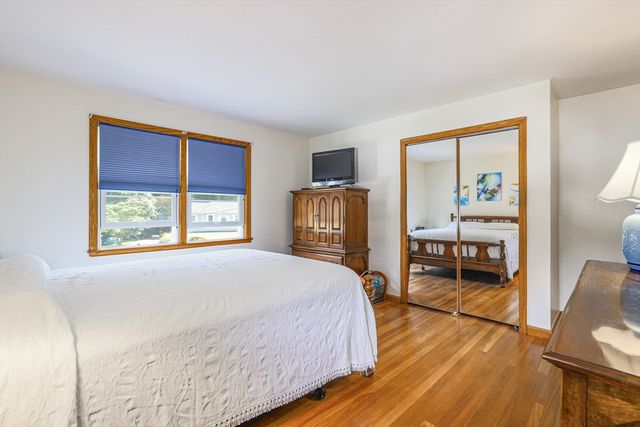 15 Norman Place, Leominster, MA 01453