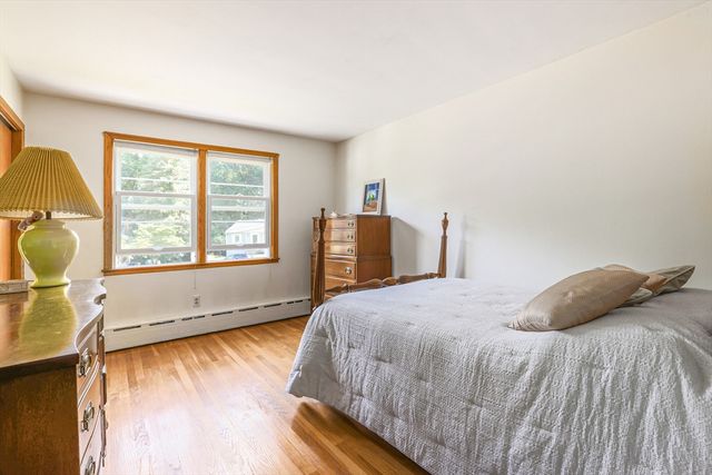 15 Norman Place, Leominster, MA 01453