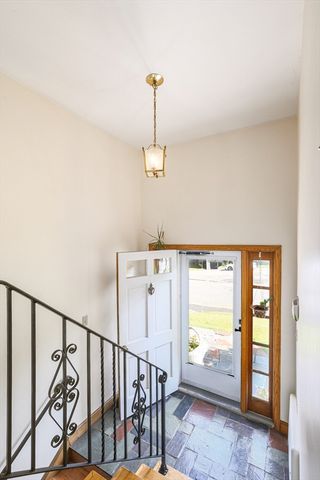 15 Norman Place, Leominster, MA 01453