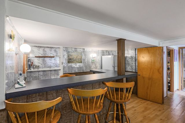 15 Norman Place, Leominster, MA 01453