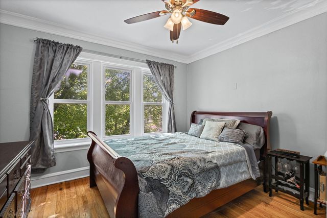 5148 N Monitor Avenue 303, Chicago, IL 60630