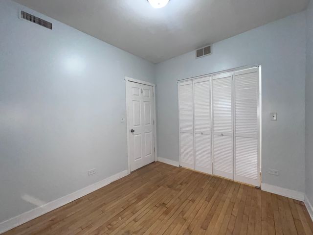 1119 W 72nd Street 2R, Chicago, IL 60621