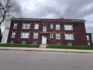 1119 W 72nd Street 2R, Chicago, IL 60621