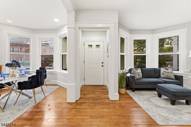 947 William St, Elizabeth City, NJ 07201
