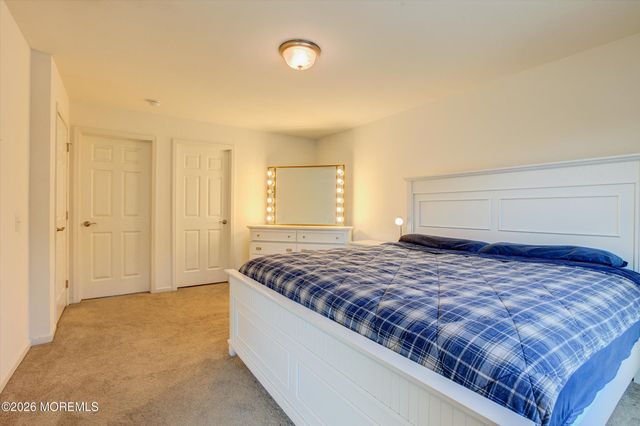 84 4th Avenue, Toms River, NJ 08757
