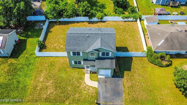 84 4th Avenue, Toms River, NJ 08757