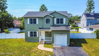 84 4th Avenue, Toms River, NJ 08757
