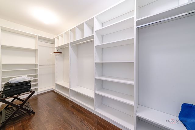 439 Pine Lake Circle, Vernon Hills, IL 60061