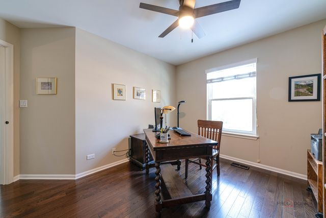 439 Pine Lake Circle, Vernon Hills, IL 60061