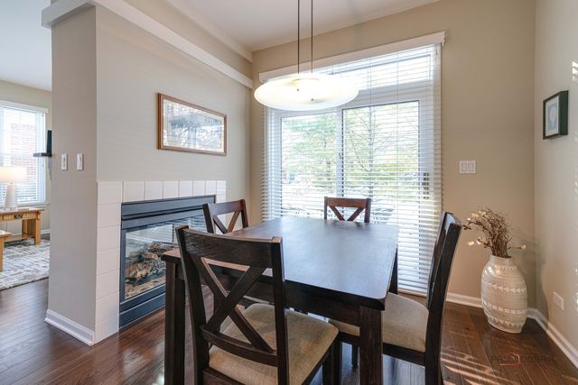 439 Pine Lake Circle, Vernon Hills, IL 60061