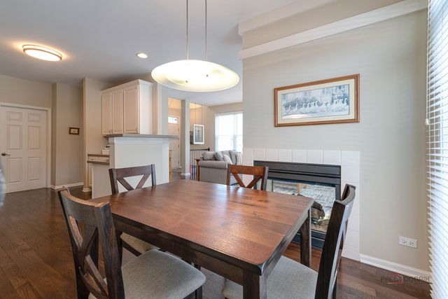 439 Pine Lake Circle, Vernon Hills, IL 60061