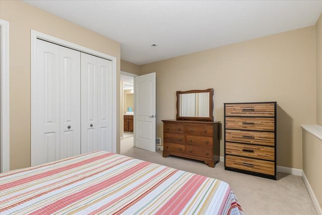 362 Round Hill Road 3, Kalamazoo, MI 49009