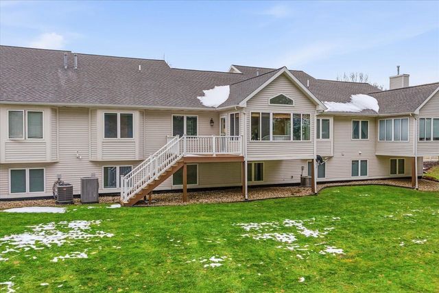 362 Round Hill Road 3, Kalamazoo, MI 49009