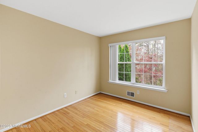 501 Horizon Drive, Toms River, NJ 08755