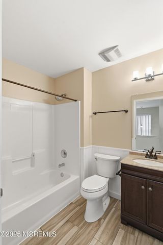 501 Horizon Drive, Toms River, NJ 08755